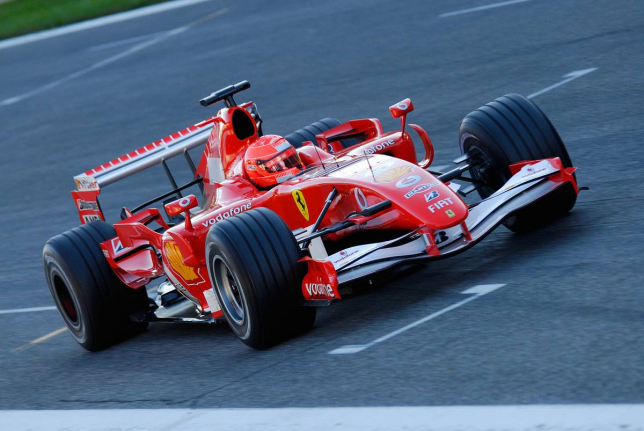 Михаэль Шумахер за рулём Ferrari 248 F1 на Finali Mondiali в Монце в 2006 году, фото XPB