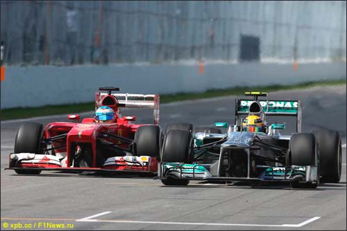 Фернандо Алонсо и Льюис Хэмилтон