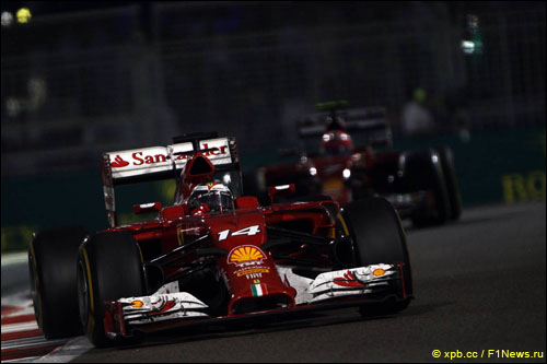 Фернандо Алонсо и Кими Райкконен в Гран При Абу-Даби