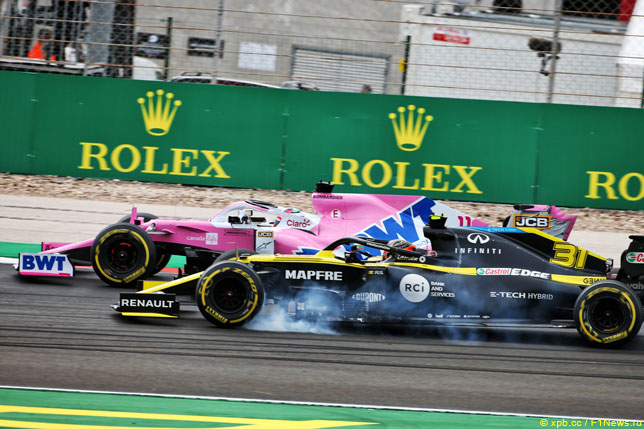 Борьба Серхио Переса и Эстебана Окона в Портимао