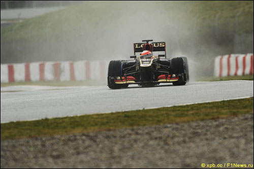 Роман Грожан на тестах в Барселоне, 2013 год