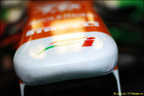 Force India не спешит называть состав команды