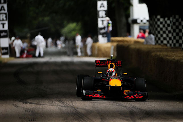 В прошлом году машину Red Bull Racing на Фестивале скорсти в Гудвуде пилотировал Пьер Гасли