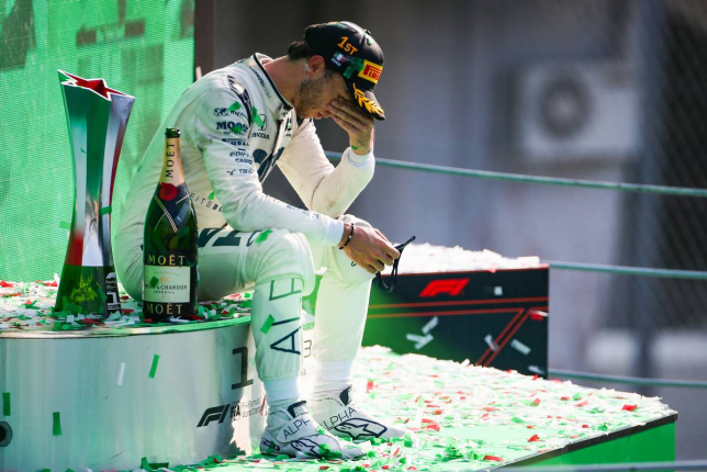 Пьер Гасли после победы в Гран При Италии 2020 года, фото XPB