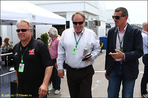 Джин Хаас (слева) и Гюнтер Штайнер (справа)