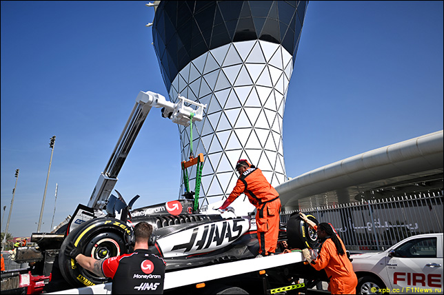 Эвакуация машины Рио Хиракавы