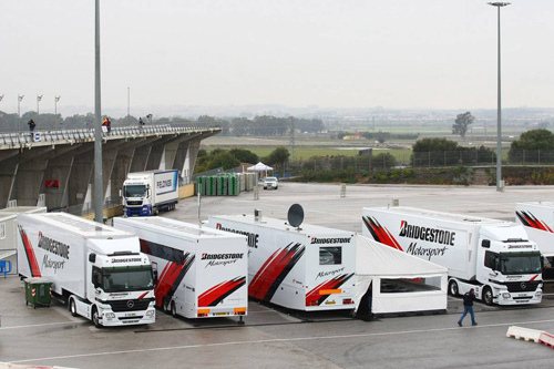 Предсезонные тесты. Грузовики Bridgestone