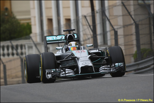 Льюис Хэмилтон