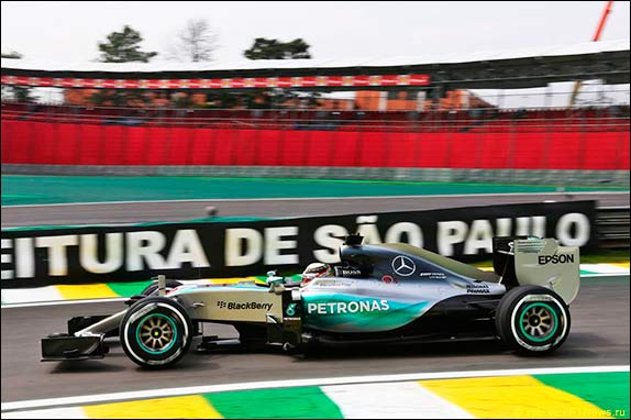 Льюис Хэмилтон