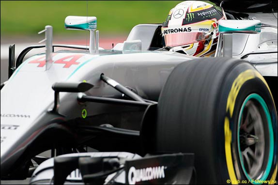 Льюис Хэмилтон