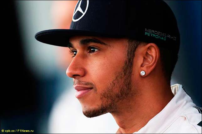 Льюис Хэмилтон