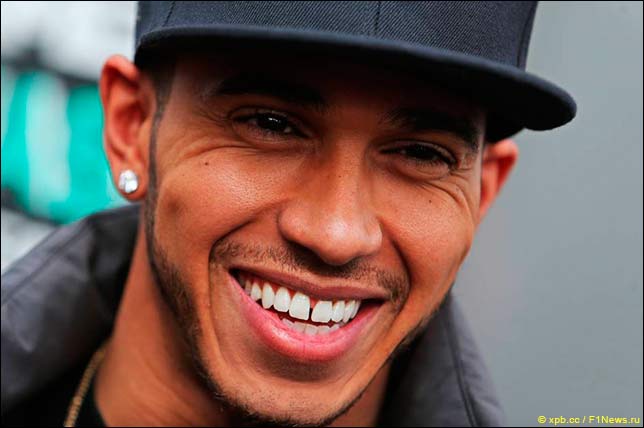 Льюис Хэмилтон