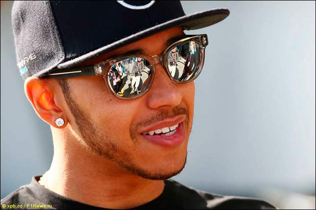 Льюис Хэмилтон