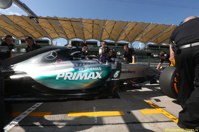 Льюис Хэмилтон в Малайзии
