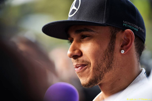 Льюис Хэмилтон