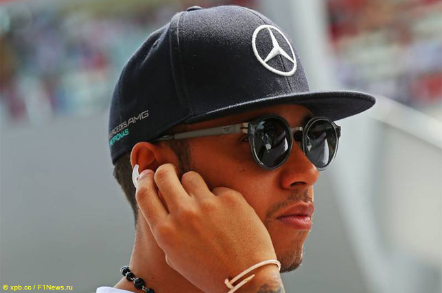 Льюис Хэмилтон