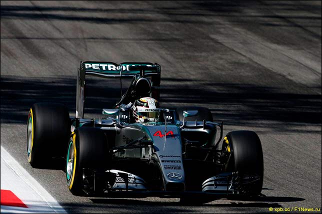 Льюис Хэмилтон