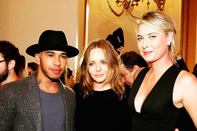 Льюис Хэмилтон, Стелла Маккартни и Мария Шарапова на Неделе моды в Париже