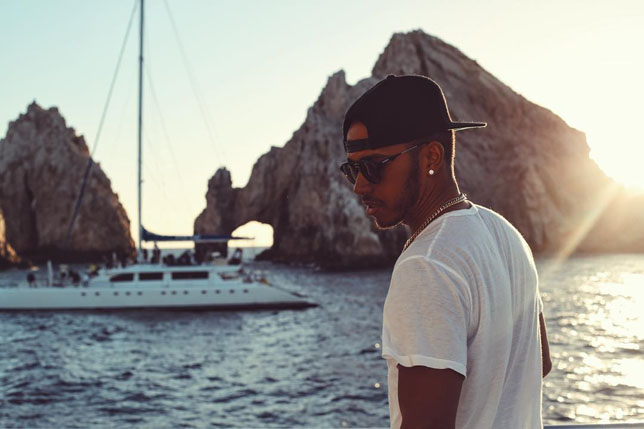 Льюис Хэмилтон в Мексике, январь 2016 года