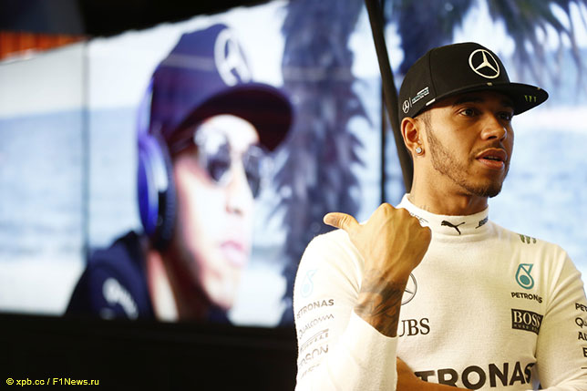 Льюис Хэмилтон