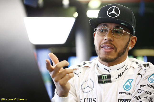 Льюис Хэмилтон