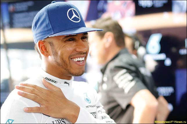 Льюис Хэмилтон