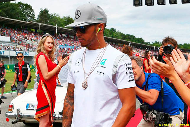 Льюис Хэмилтон