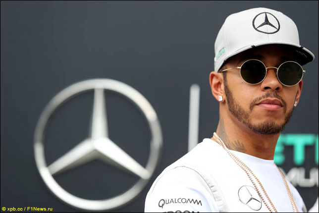 Льюис Хэмилтон