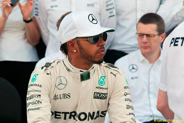 Льюис Хэмилтон