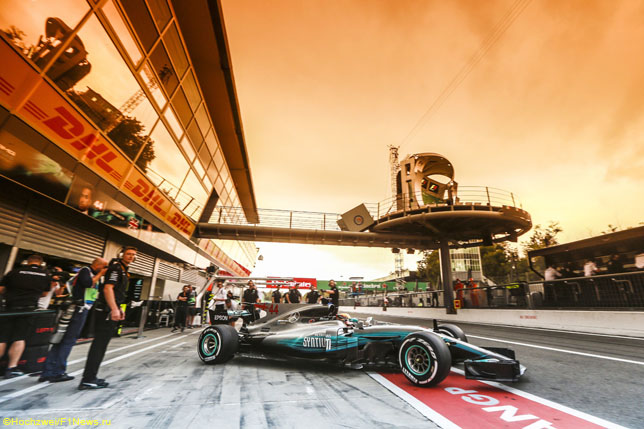 Льюис Хэмилтон