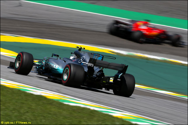 Валттери Боттас и Себастьян Феттель