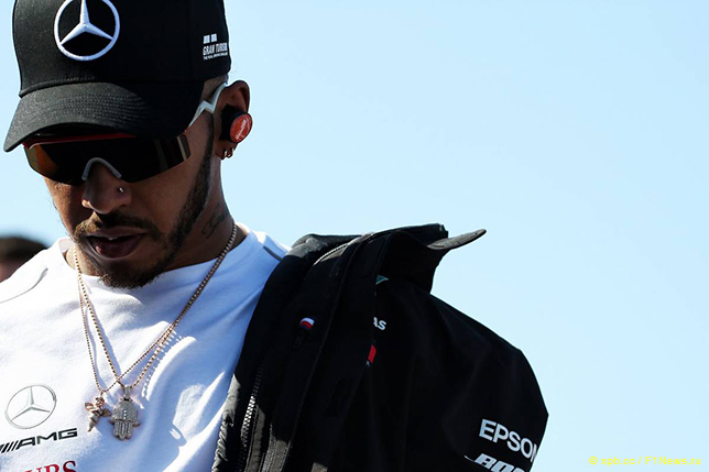 Льюис Хэмилтон