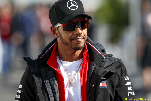 Льюис Хэмилтон