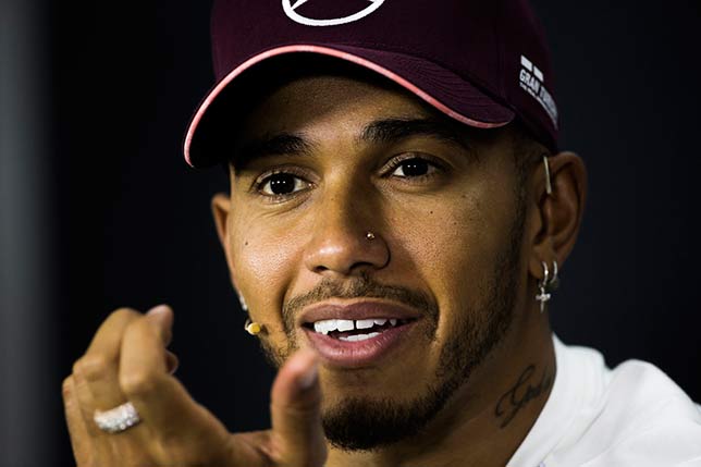 Льюис Хэмилтон