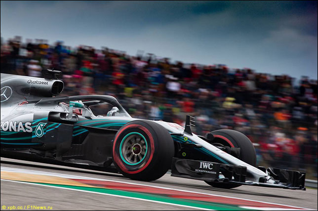 Льюис Хэмилтон