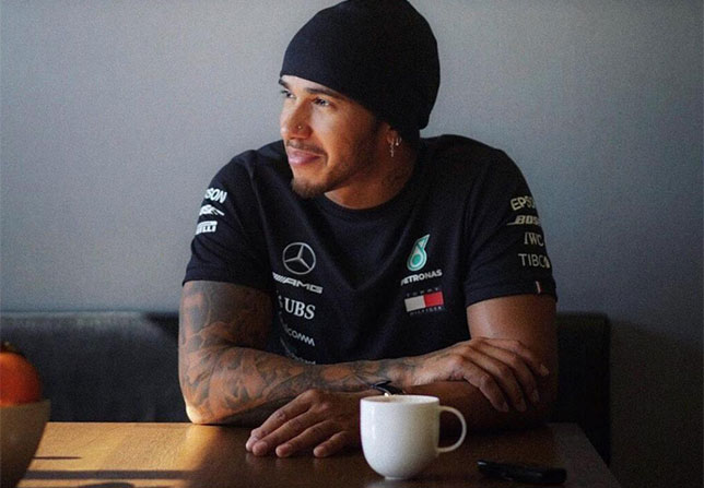 Льюис Хэмилтон, фото из Twitter гонщика