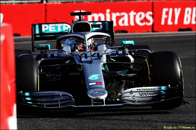 Льюис Хэмилтон