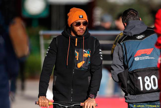 Льюис Хэмилтон