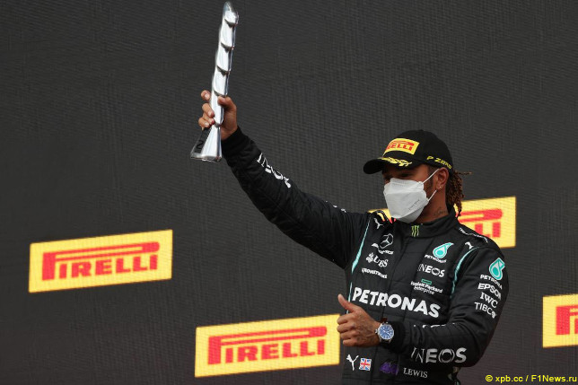 Льюис Хэмилтон