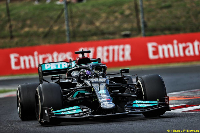 Льюис Хэмилтон