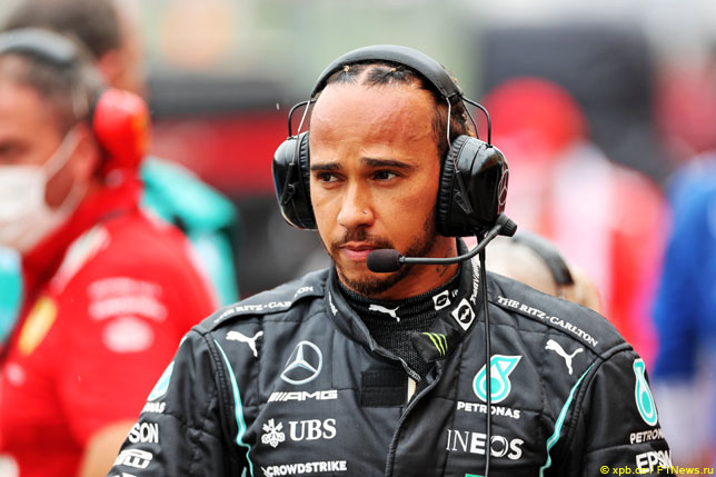 Льюис Хэмилтон