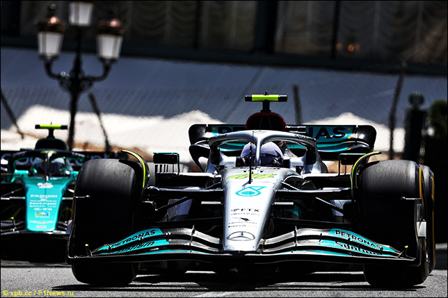 Льюис Хэмилтон