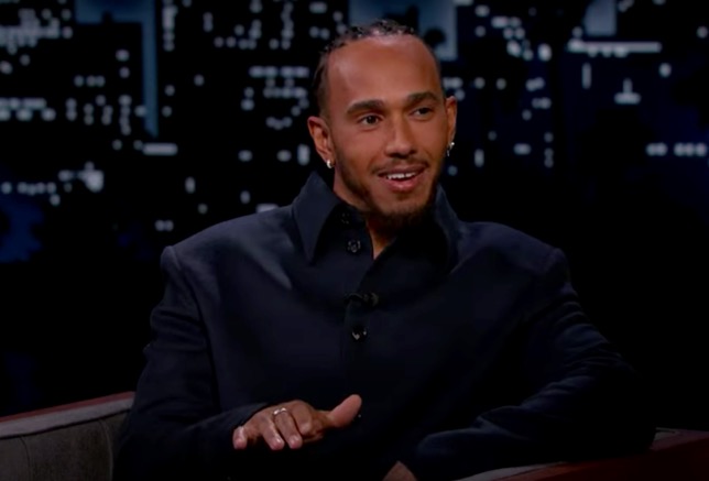 Льюис Хэмилтон во время ток-шоу Джимми Киммела