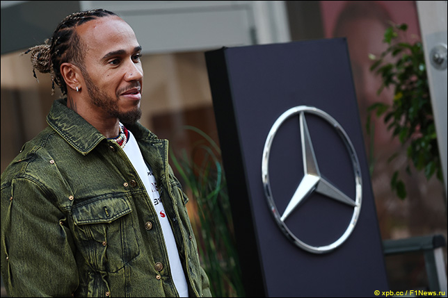 Льюис Хэмилтон