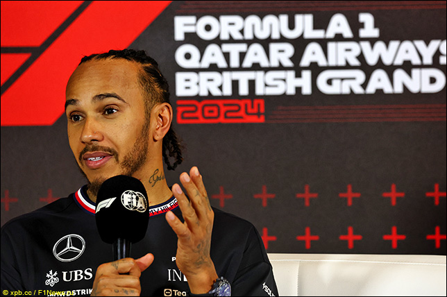 Льюис Хэмилтон