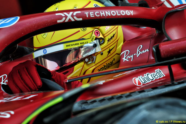 Льюис Хэмилтон