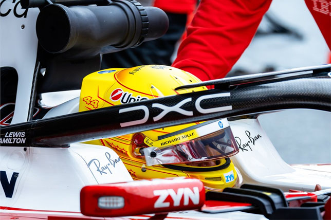 Льюис Хэмилтон