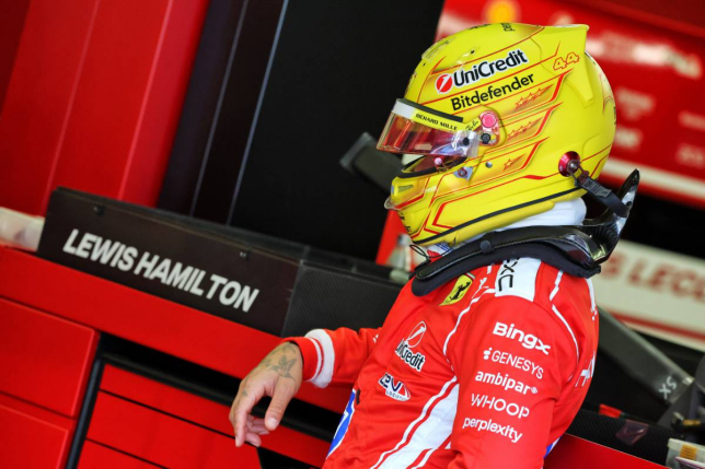 Льюис Хэмилтон, фото XPB