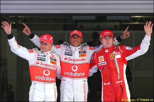 Хейкки Ковалайнен, Льюис Хэмилтон и Кими Райкконен