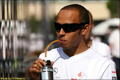 Льюис Хэмилтон